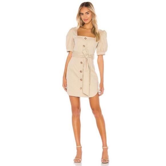 Elliatt Dresses & Skirts - Elliatt x REVOLVE Vanessa Dress Sand sz S, Puff Sleeve, Quiet Luxury Mini